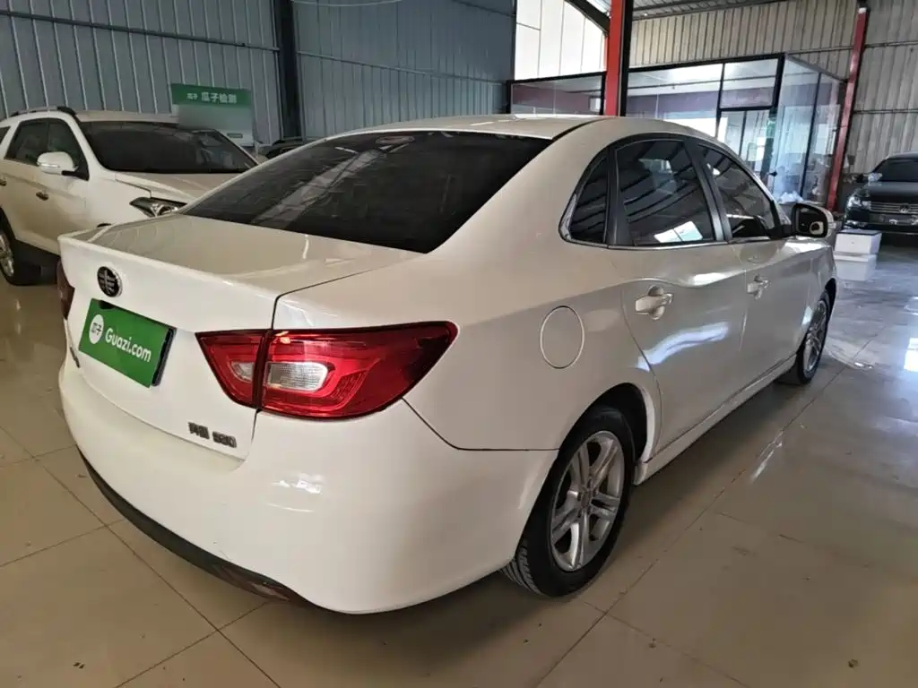 Bestune B30 — миниатюра 7