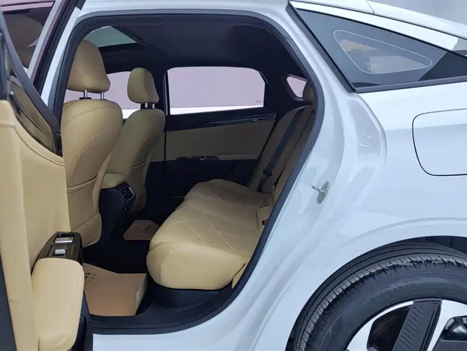 GEELY GALAXY GALAXY L6