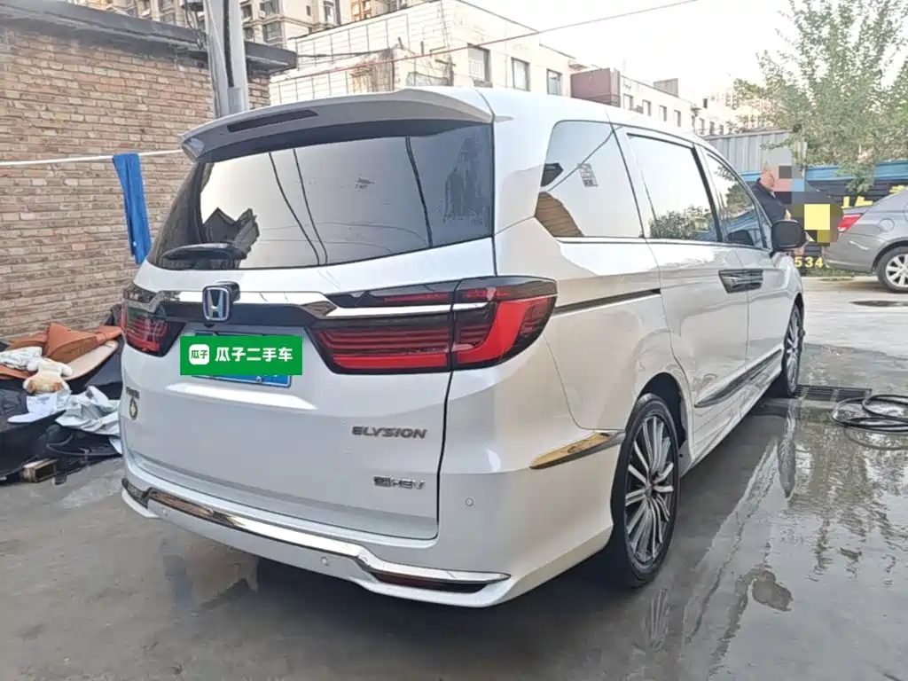 Honda Elysion — миниатюра 7