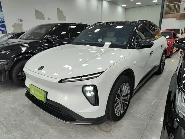 NIO ES6