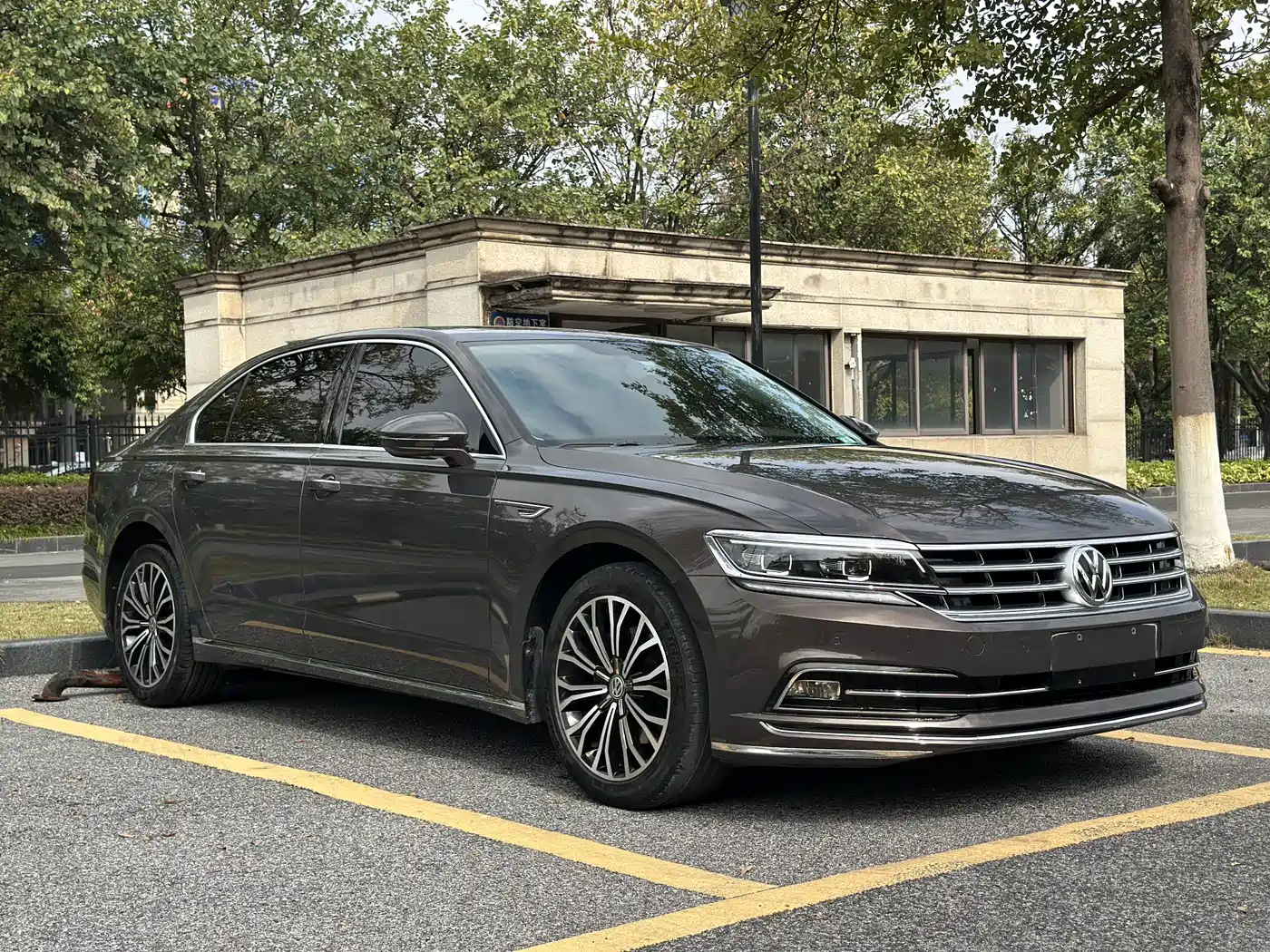 Volkswagen Phideon