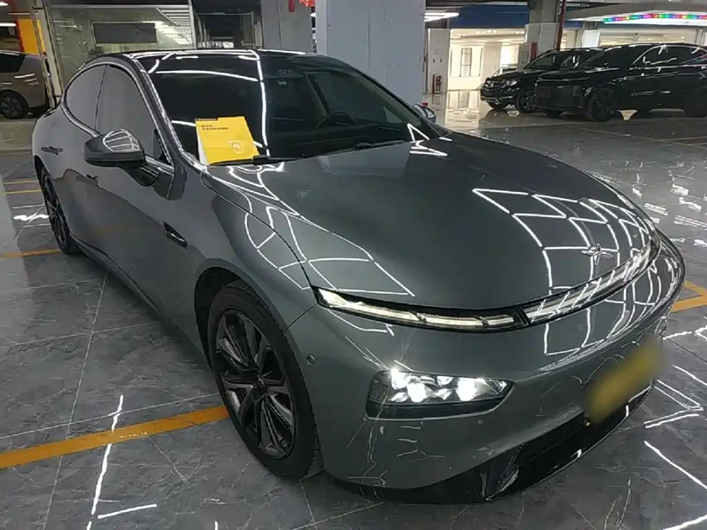 XPeng P7 — миниатюра 4