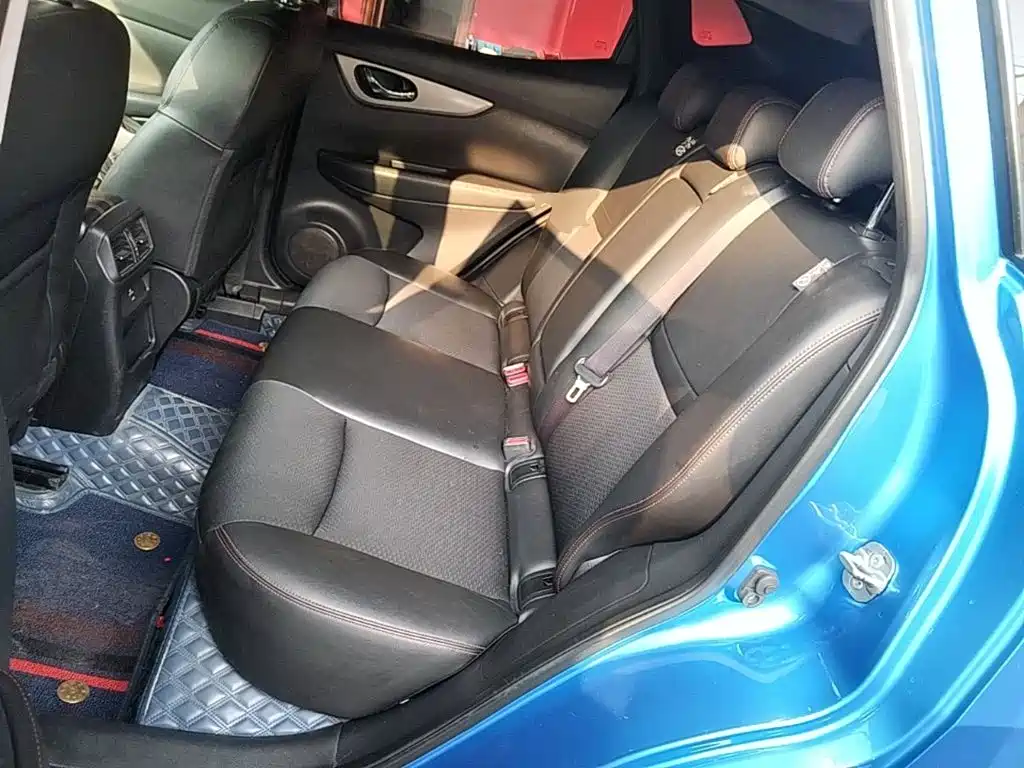 Nissan Qashqai — миниатюра 17