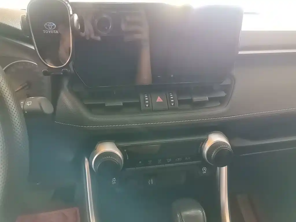Toyota Wildlander — миниатюра 13