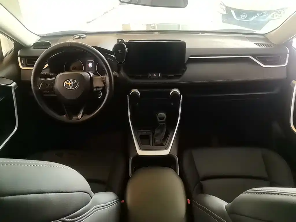 Toyota Wildlander — миниатюра 10