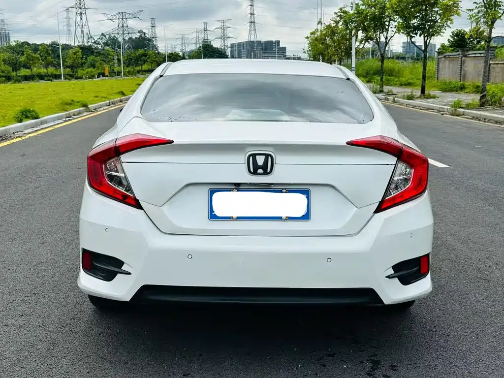 Honda Civic — миниатюра 4