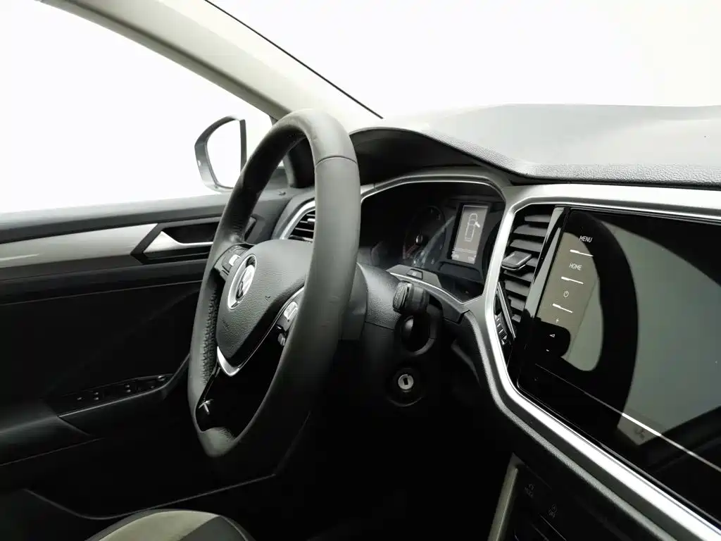 Volkswagen T-Roc — миниатюра 22