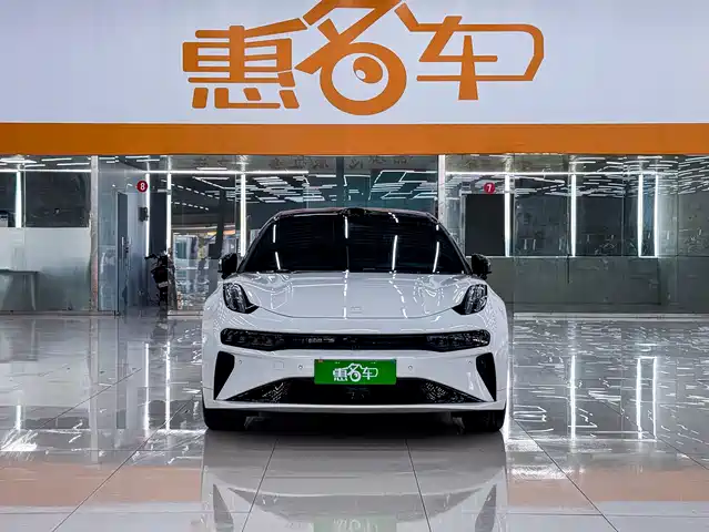 Zeekr 001