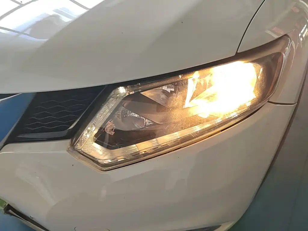 Nissan X-Trail — миниатюра 24