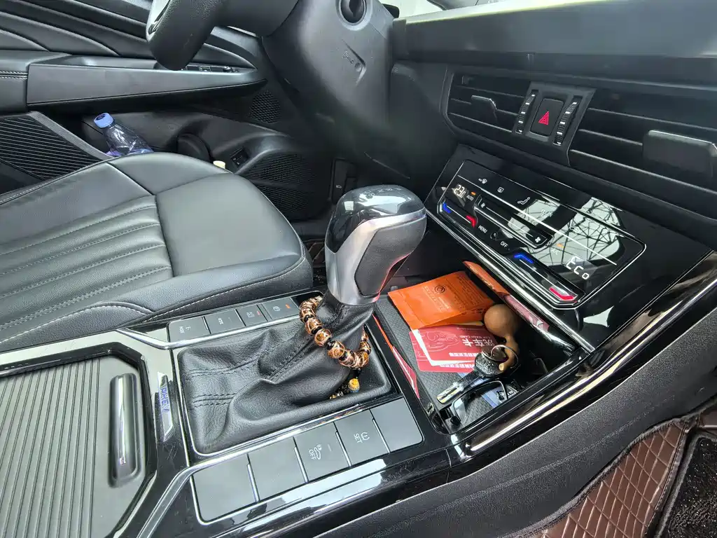 Volkswagen Passat PHEV — миниатюра 14