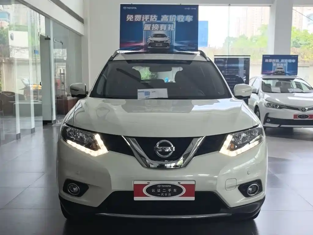 Nissan X-Trail 2014 2.5L CVT Luxury 4WD