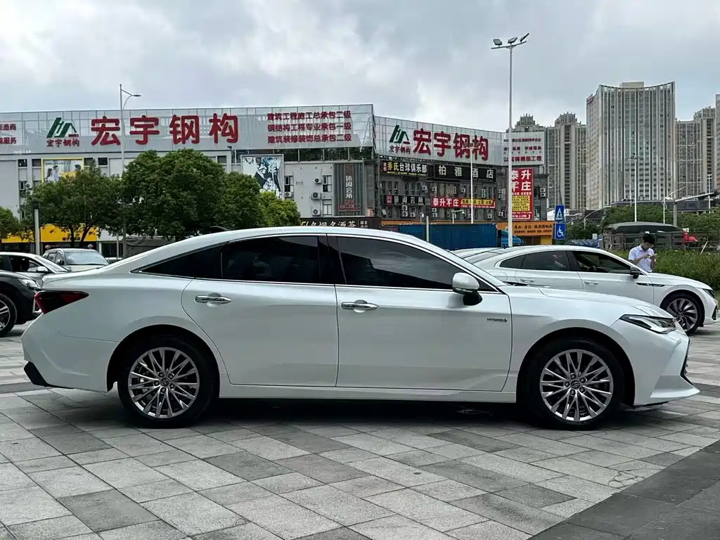 Toyota Avalon — миниатюра 5