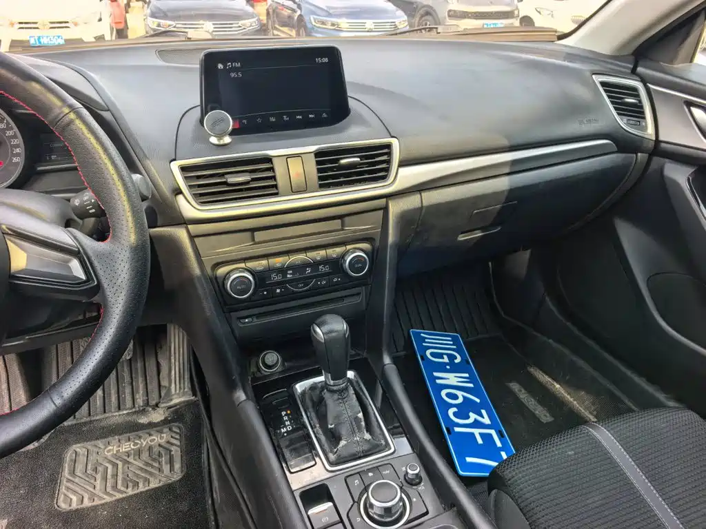 Mazda 3 Axela — миниатюра 12