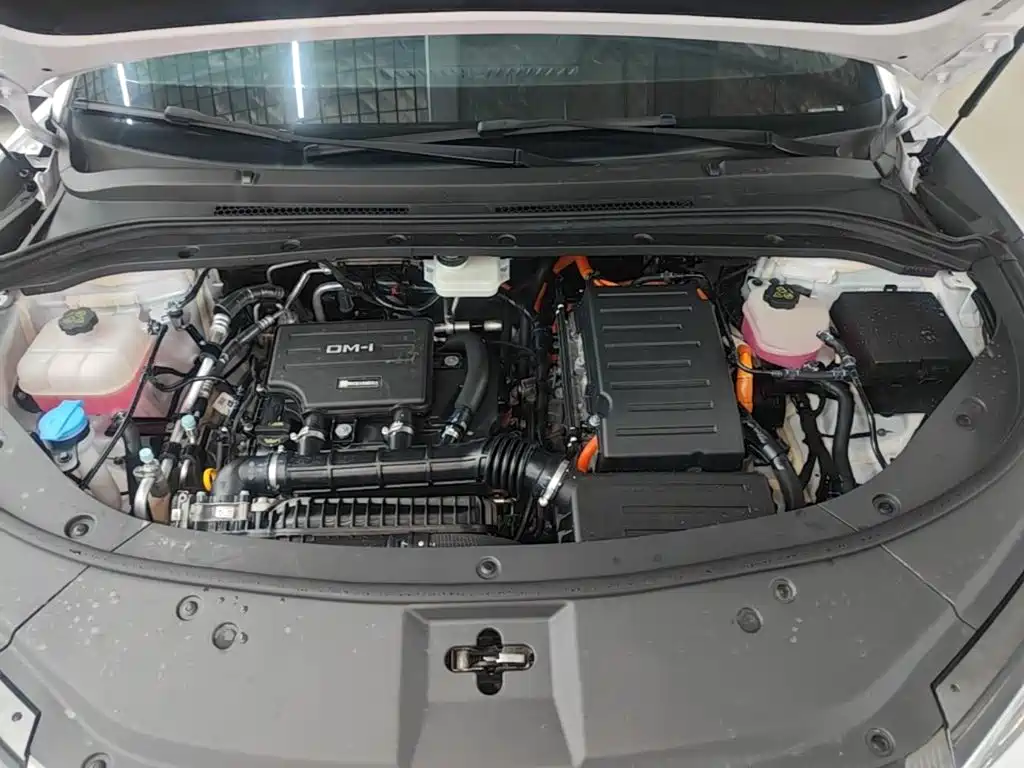 BYD L DM-i — миниатюра 20