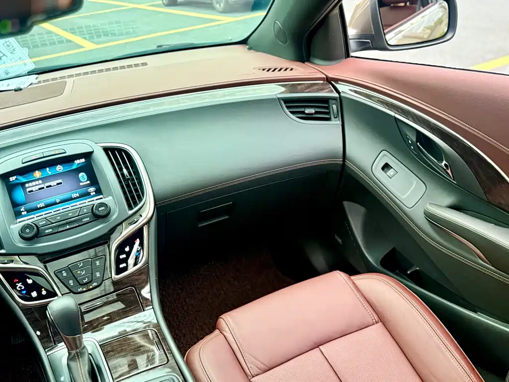 Buick LaCrosse — миниатюра 23