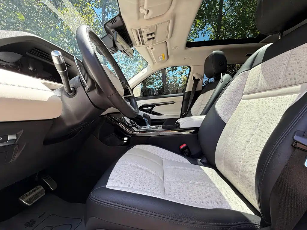 Land Rover Evoque — миниатюра 6
