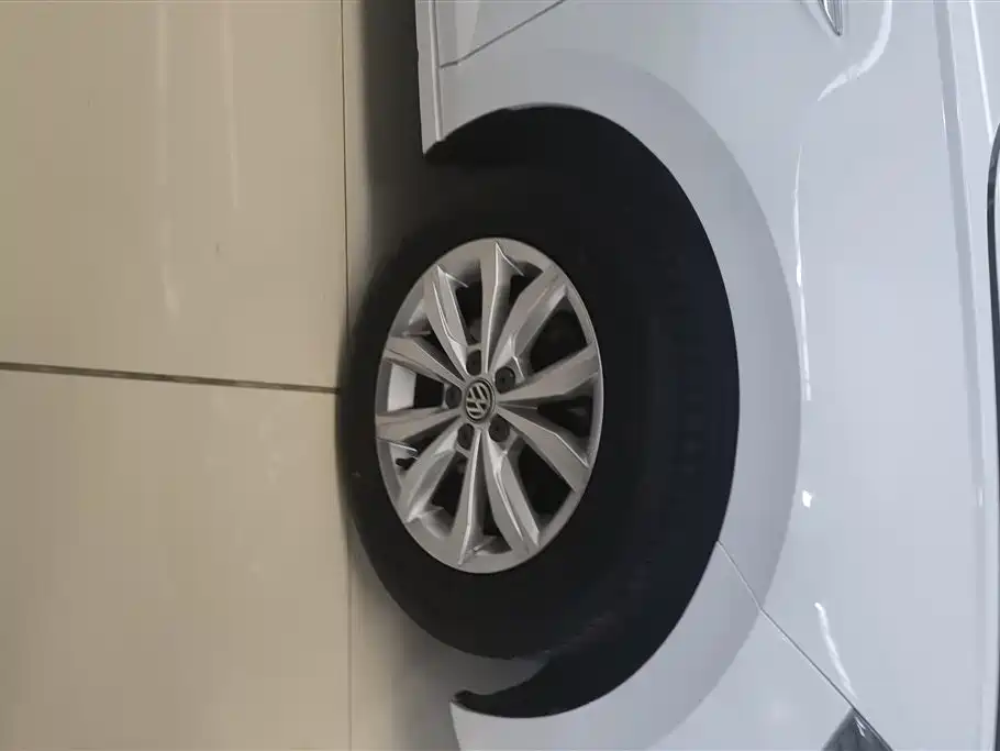 Volkswagen Polo 2019 Plus 1.5L AT