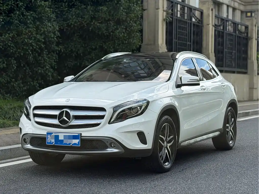 Mercedes-Benz GLA