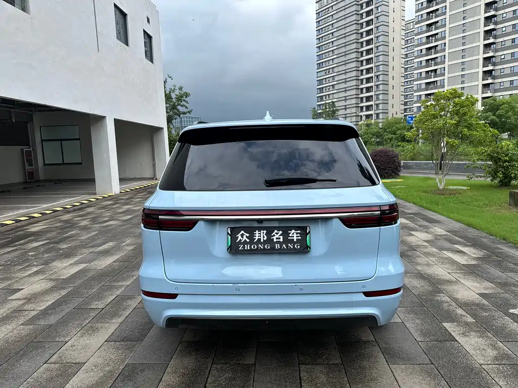 Li Auto ONE 2020 6 мест
