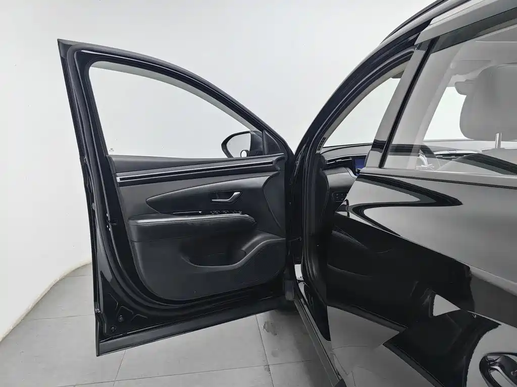 Hyundai Tucson — миниатюра 8