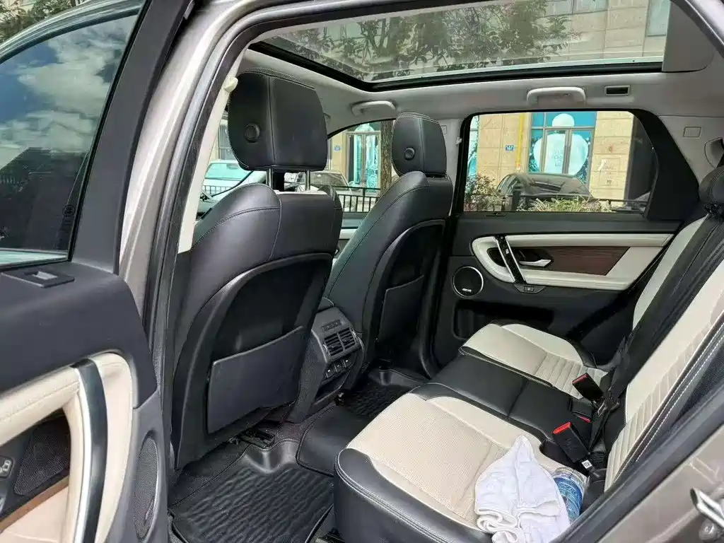 Land Rover Discovery Sport — миниатюра 5