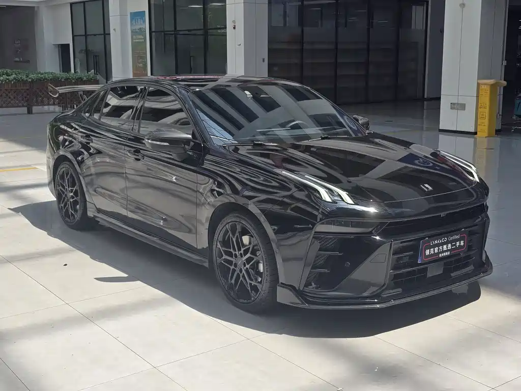 Lynk & Co 03 — миниатюра 3