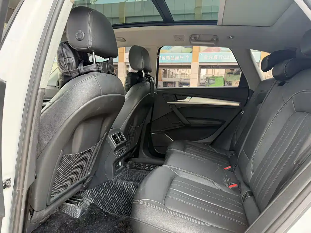 Audi Q5L 2020 40 TFSI Fashion