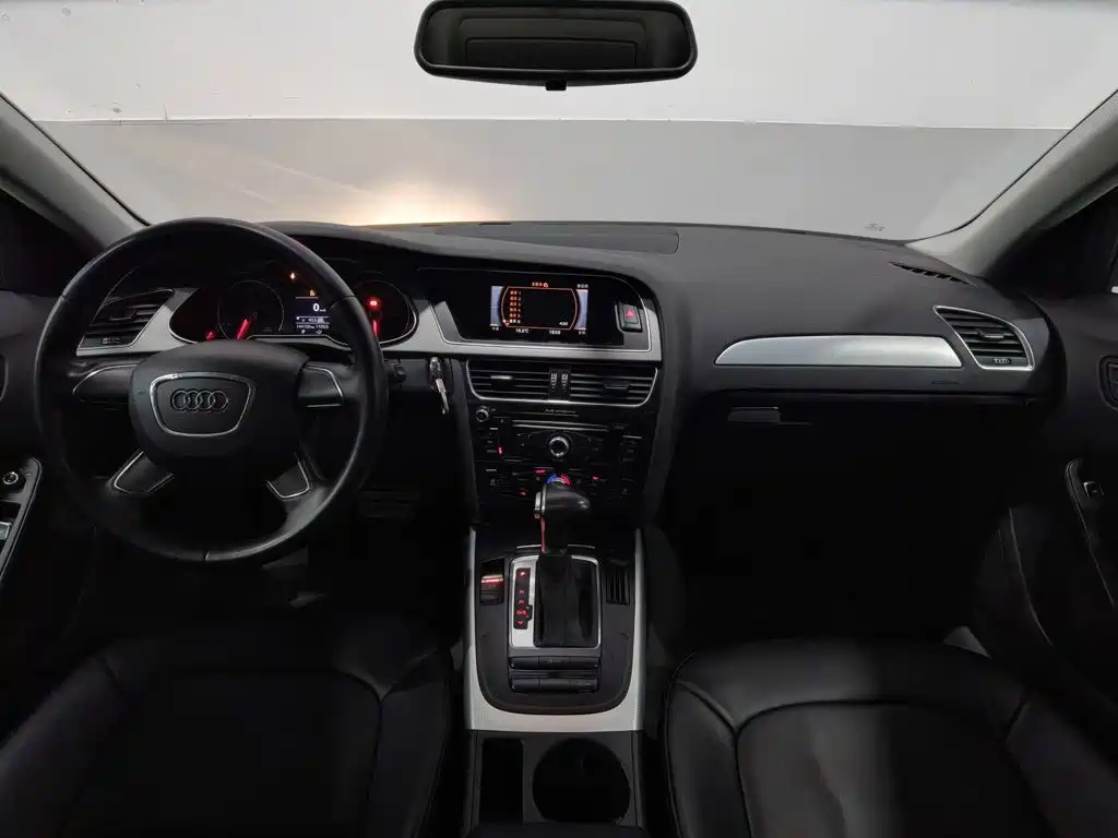 Audi A4L — миниатюра 5