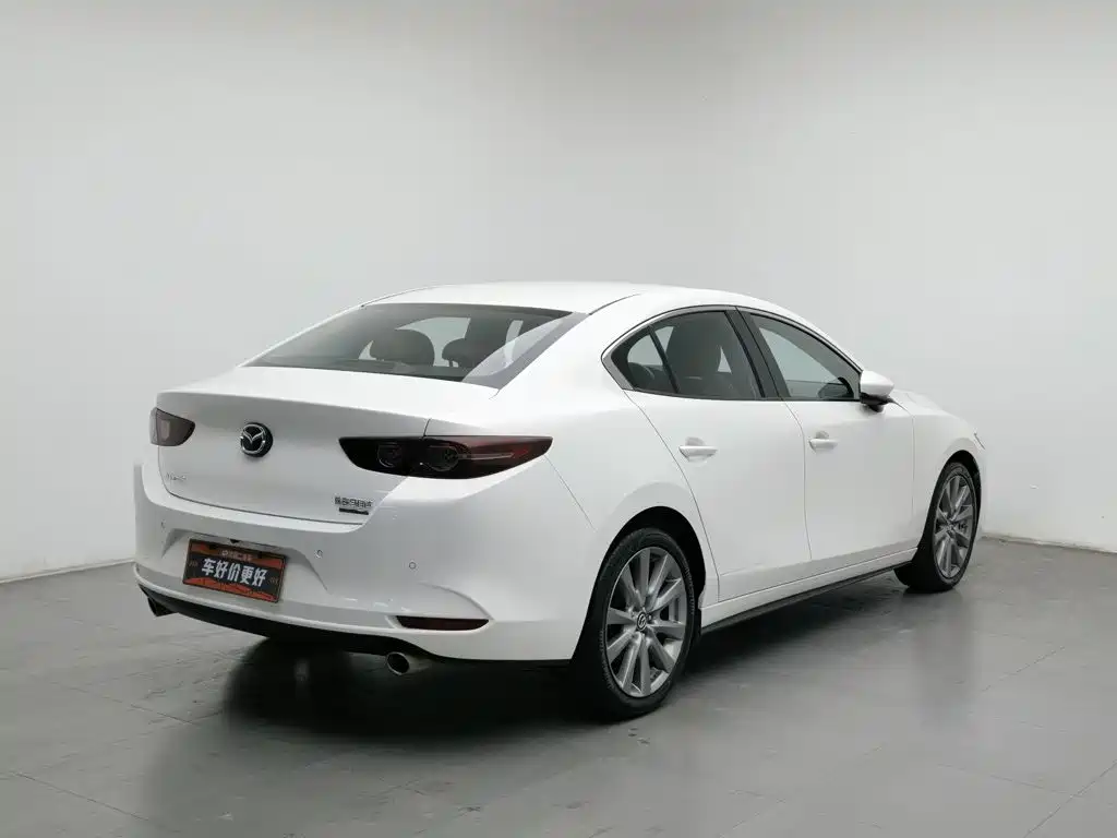 Mazda 3 Axela — миниатюра 2