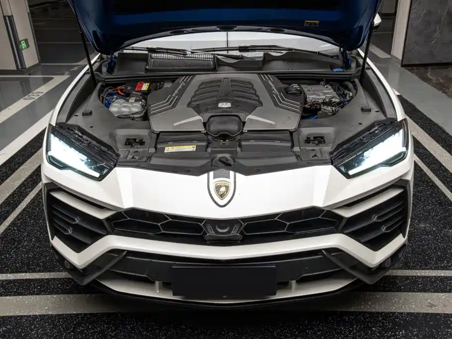 Lamborghini Urus — миниатюра 6