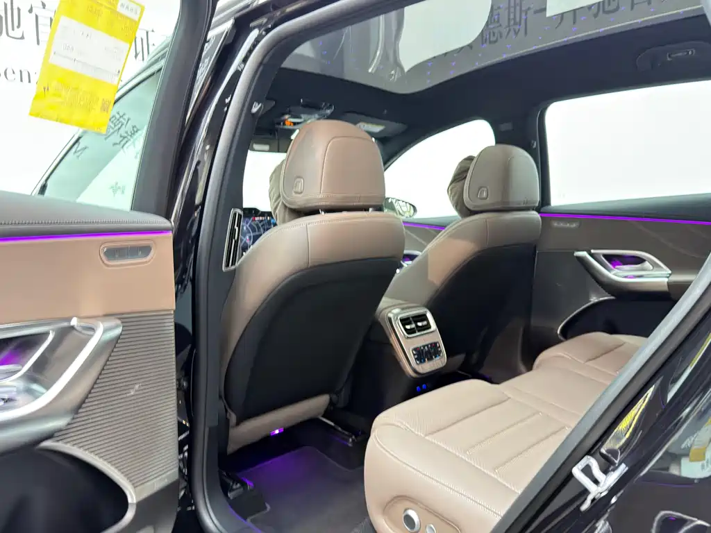 Mercedes-Benz GLC New Energy — миниатюра 15