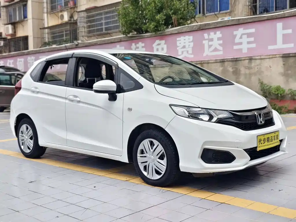 Honda Fit — миниатюра 3