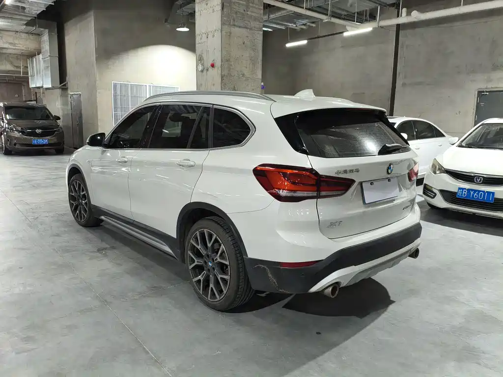 BMW X1 2021 xDrive25Li Premium