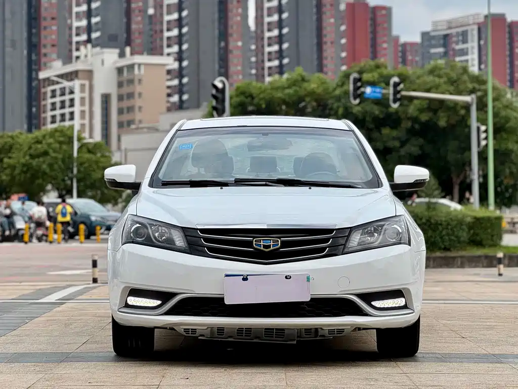 Geely Emgrand Sedan 1.3T CVT Upward Edition, фото 2