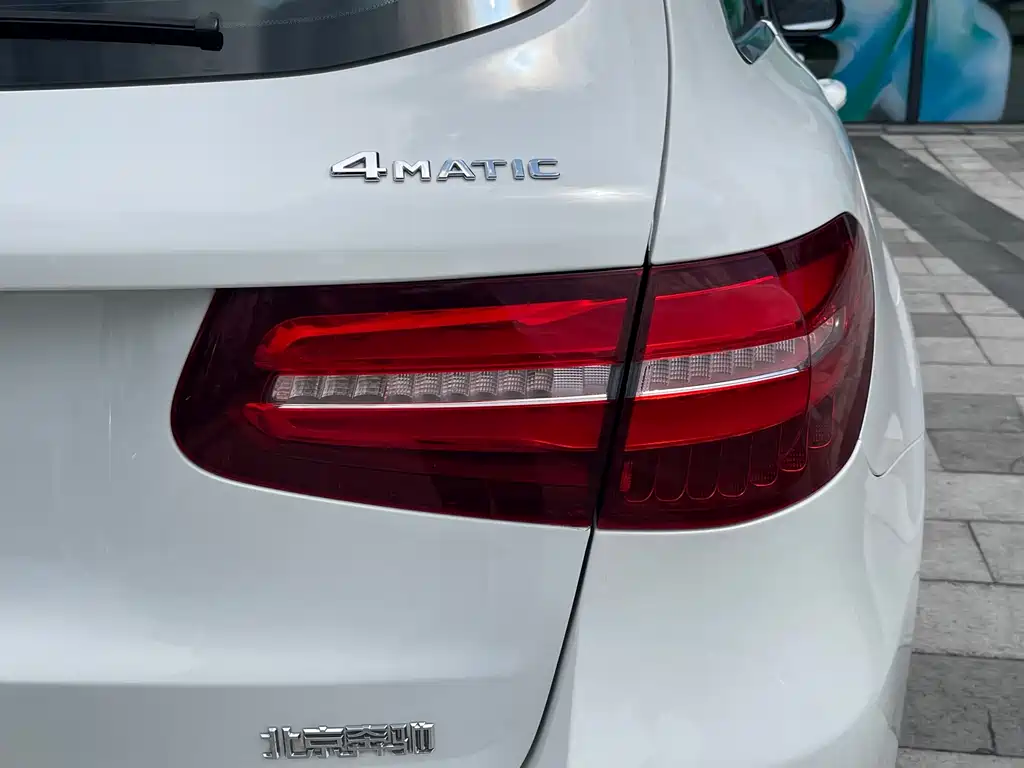 Mercedes-Benz GLC — миниатюра 9