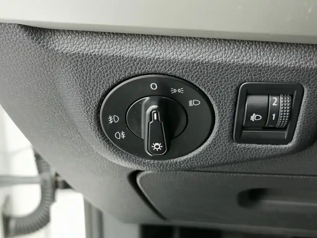 Volkswagen Lavida — миниатюра 21