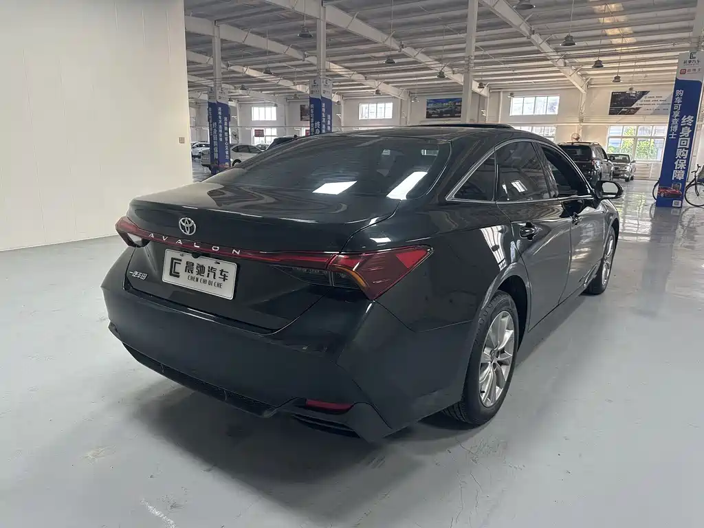 Toyota Avalon — миниатюра 4