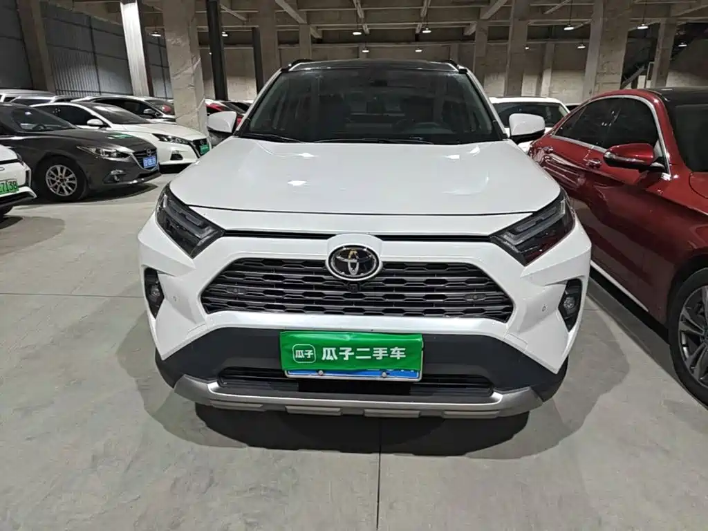 Toyota RAV4 — миниатюра 2