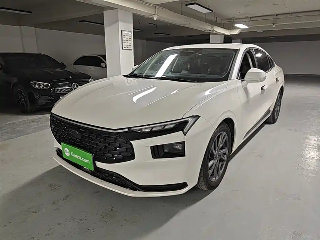 Ford Mondeo 2025