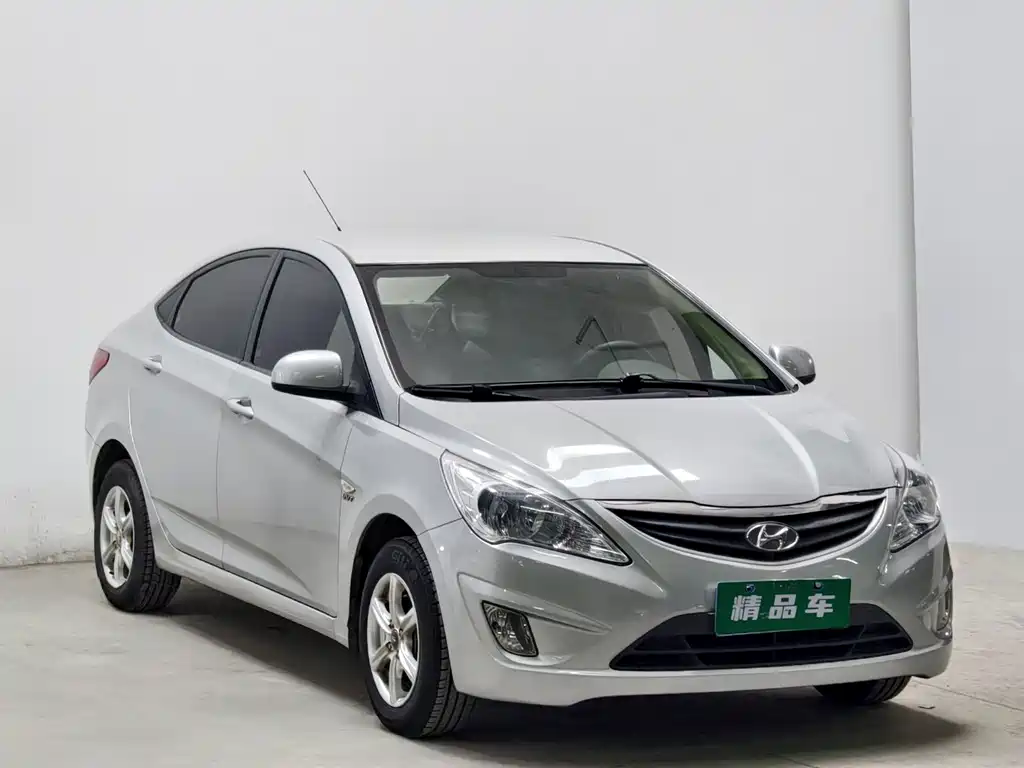 Hyundai Verna — миниатюра 3