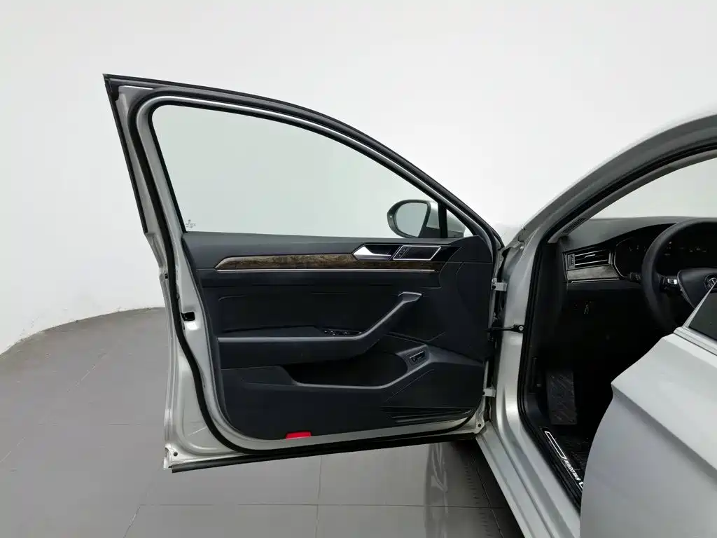 Volkswagen Magotan — миниатюра 8