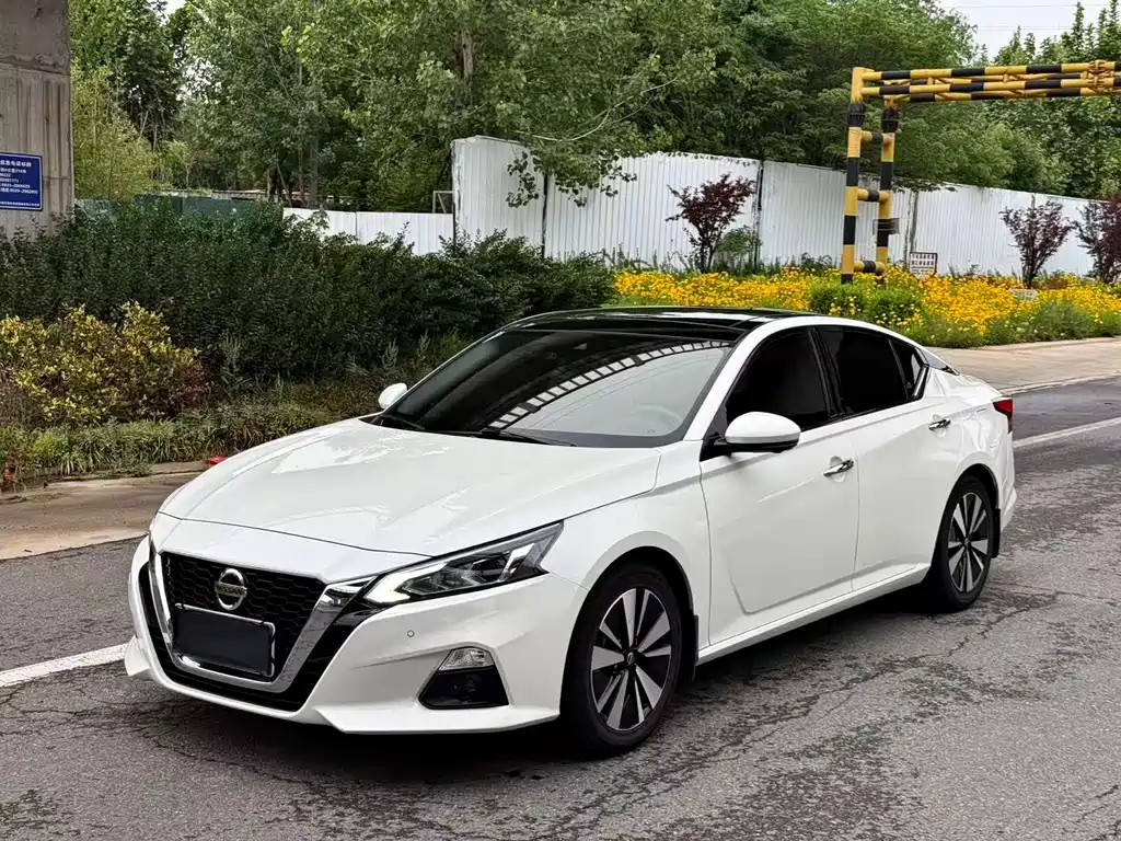 Nissan Teana 2021