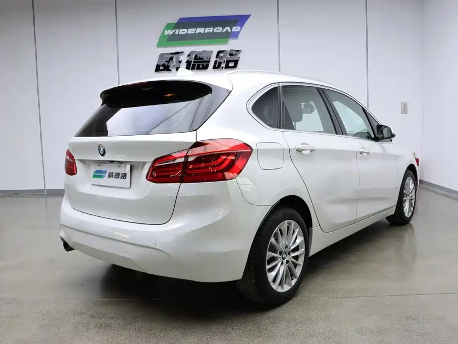 BMW 2 серии 2 2018 218i Lead