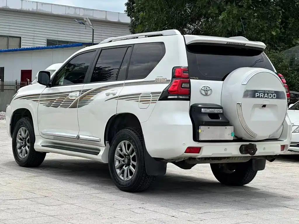 Toyota Prado (Import) — миниатюра 10