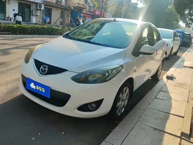 Mazda 2