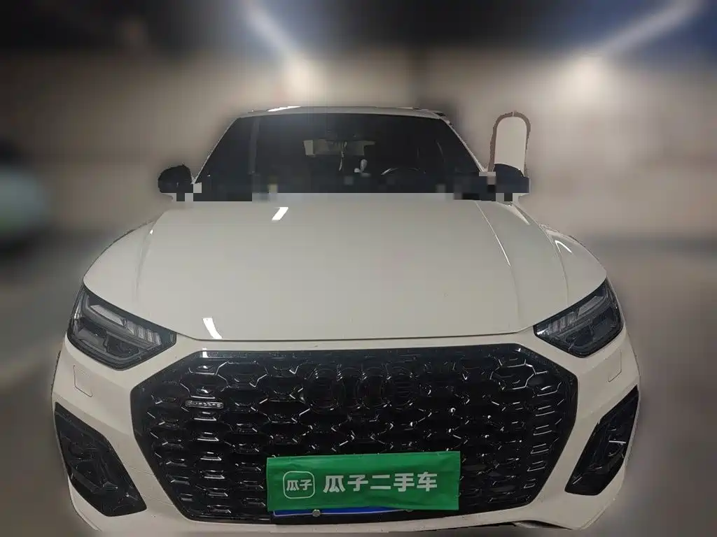 Audi Q5L Sportback — миниатюра 2