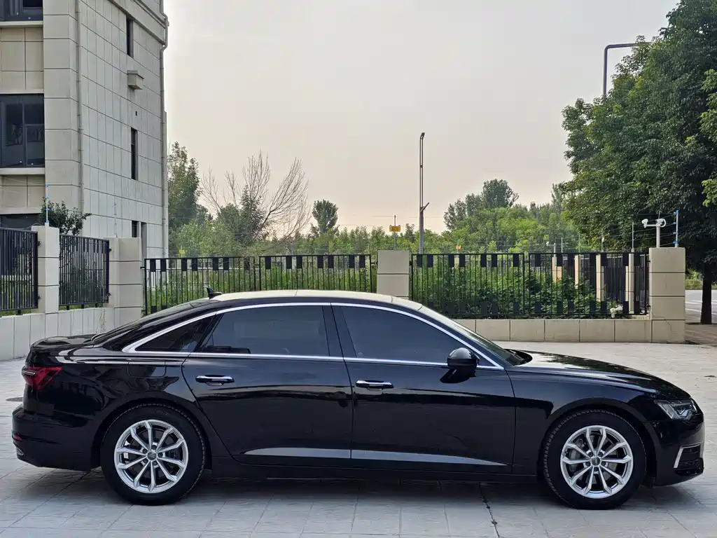 Audi A6L — миниатюра 4