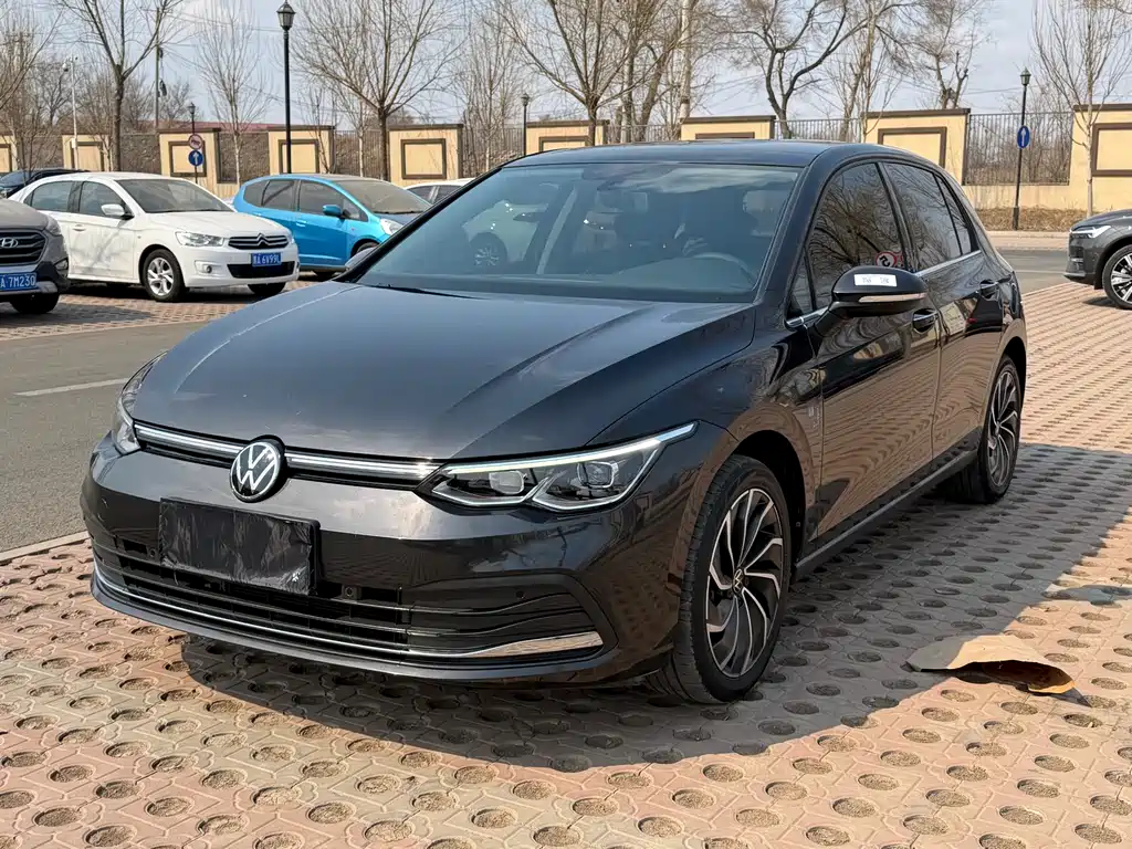 Volkswagen Golf 2022