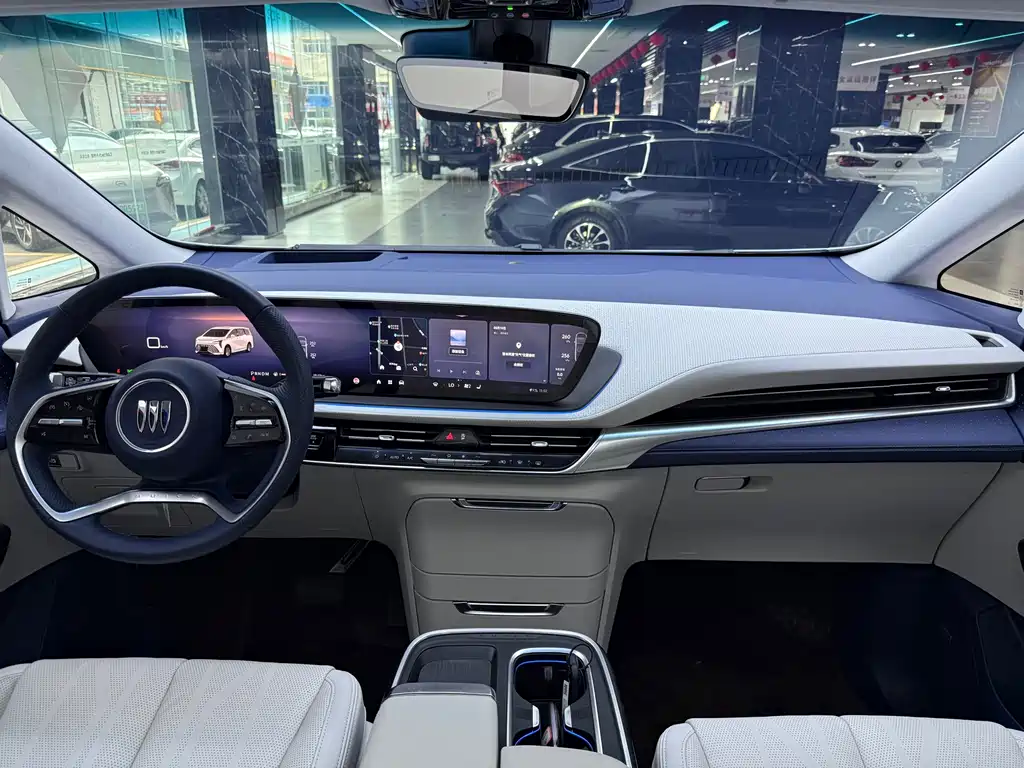 Buick Century 2025 2.0T мест
