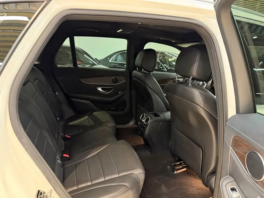 Mercedes-Benz GLC — миниатюра 21